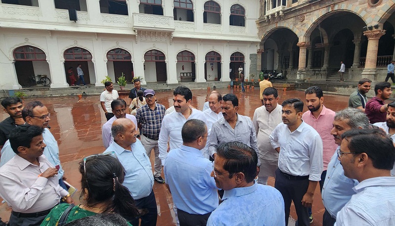 मंत्री सिलावट ने लिया तैयारियों का जायजा मंत्री सिलावट ने लिया तैयारियों का जायजा