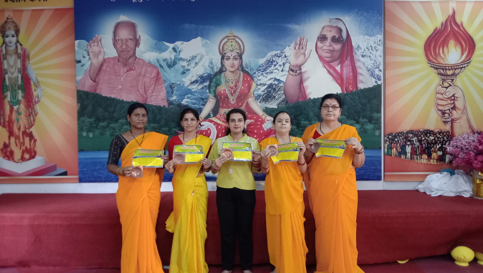 गोविंद देवजी मंदिर में बलिवैश्च गायत्री महायज्ञ का आयोजन रविवार को गोविंद देवजी मंदिर में बलिवैश्च गायत्री महायज्ञ का आयोजन रविवार को
