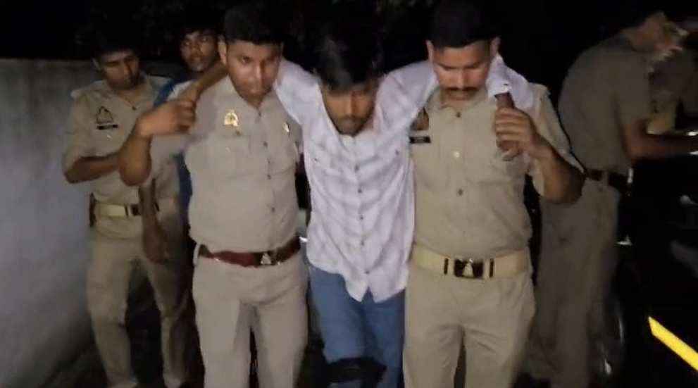 पुलिस और बदमाशों की मुठभेड़, दो गिरफ्तार, एक को लगी गोली