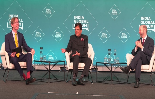 इंडिया ग्लोबल फोरम में बोलते हुए वाणिज्य मंत्री पीयूष गोयल इंडिया ग्लोबल फोरम में बोलते हुए वाणिज्य मंत्री पीयूष गोयल