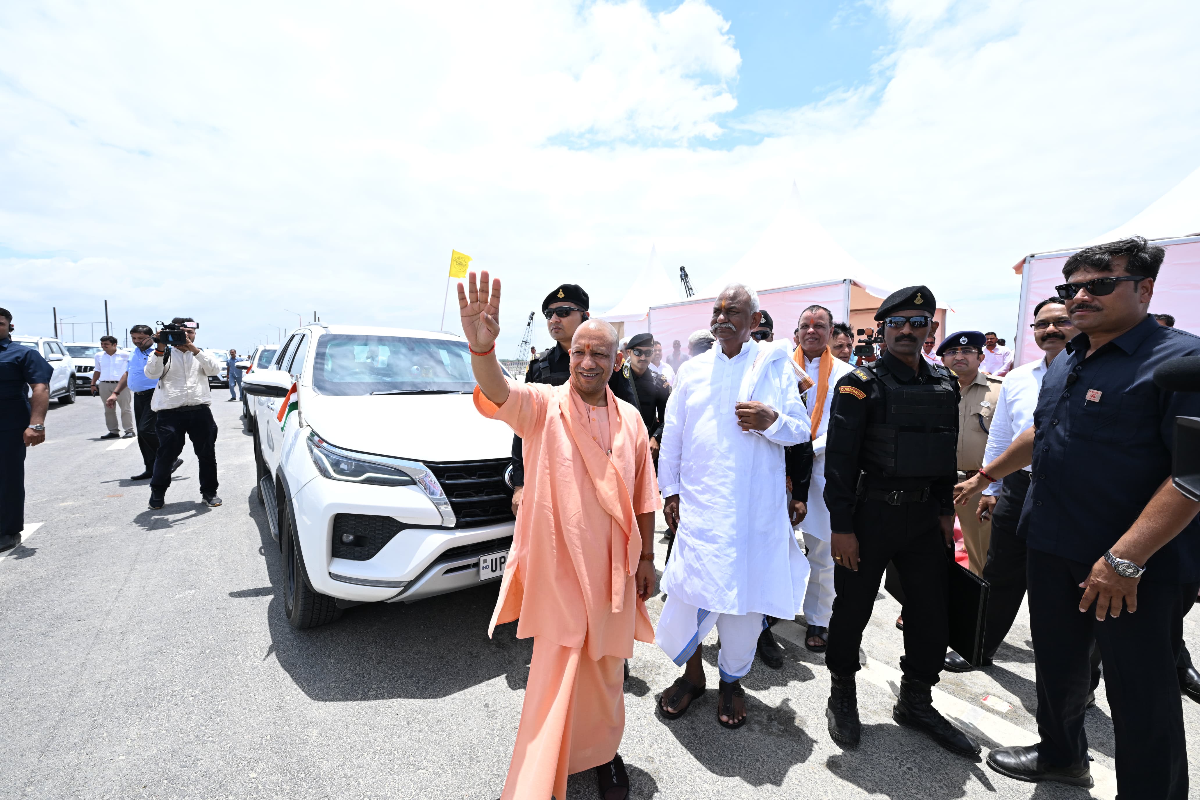 मुख्यमंत्री योगी मुख्यमंत्री योगी