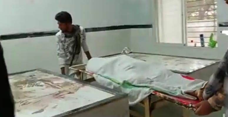 बाइक सवार पिता की मौत बच्चे घायल बाइक सवार पिता की मौत बच्चे घायल