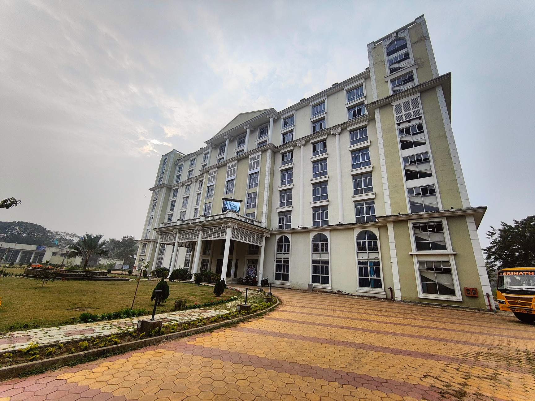 वर्धमान यूनिवर्सिटी में वित्तीय घोटाला वर्धमान यूनिवर्सिटी में वित्तीय घोटाला