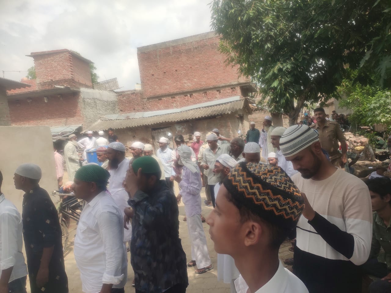 पब्लिक फोटो पब्लिक फोटो
