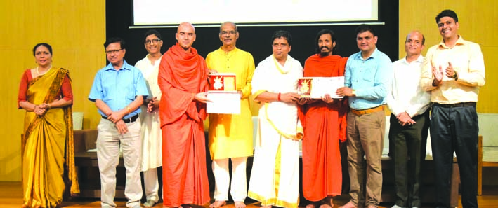कार्यक्रम के समापन अवसर पर कार्यक्रम के समापन अवसर पर