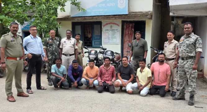7 जुआरी गिरफ्तार 7 जुआरी गिरफ्तार