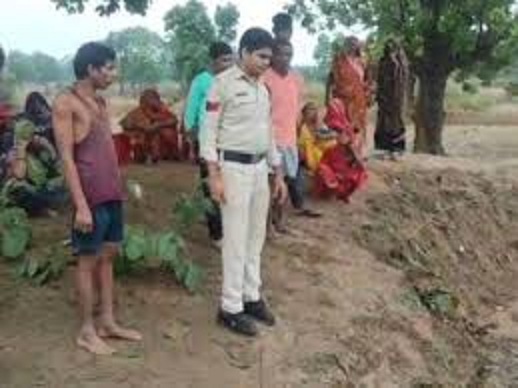 शहडोल में ट्रैक्टर के नीचे दबने से युवक की मौत