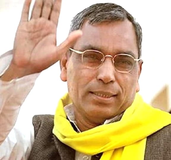 ओम प्रकाश राजभर की फाईल फोटो ओम प्रकाश राजभर की फाईल फोटो