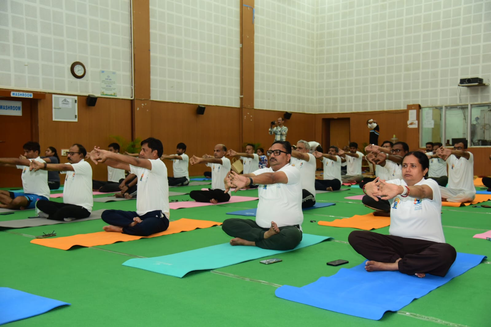 एनटीपीसी बोंगाईगांव ने अंतर्राष्ट्रीय योग दिवस मनाया।