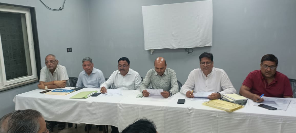 मारवाडी सम्मेलन की बैठक की फोटो मारवाडी सम्मेलन की बैठक की फोटो