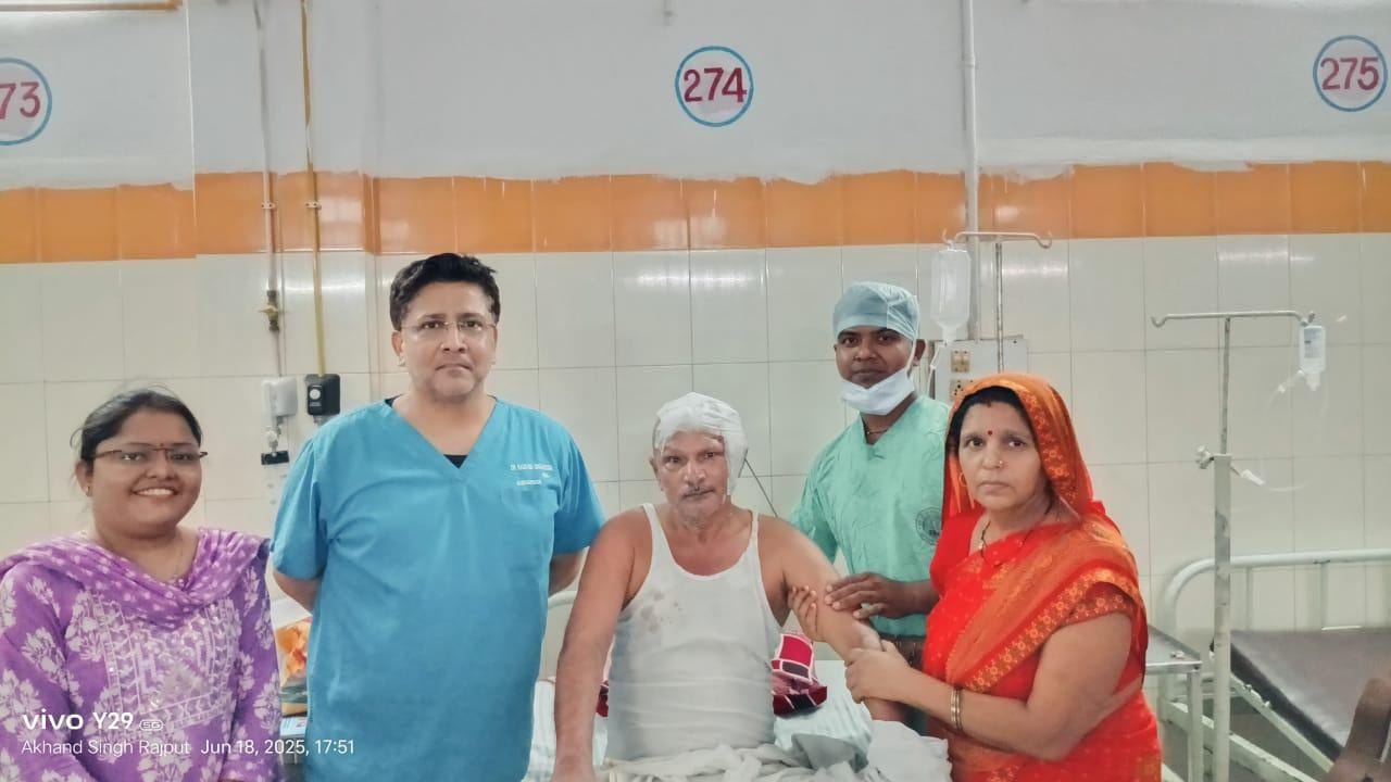 *बच्चों में इमेटिको स्किन इन्फेक्शन दे रहा दर्द,हर पांचवा बच्चा इस बीमारी से ग्रसित* *बच्चों में इमेटिको स्किन इन्फेक्शन दे रहा दर्द,हर पांचवा बच्चा इस बीमारी से ग्रसित*