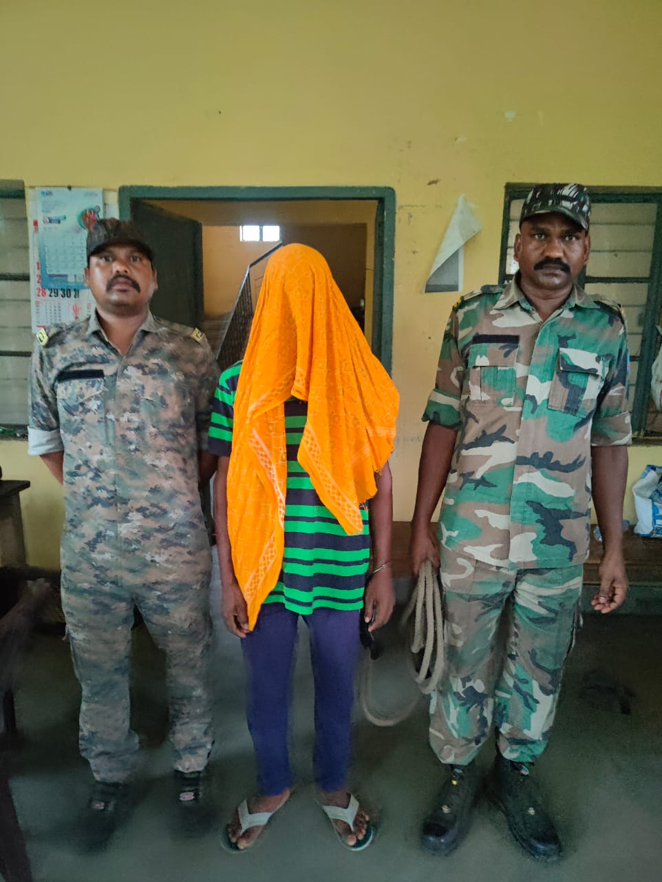 गिरफ्तार आरोपी गिरफ्तार आरोपी