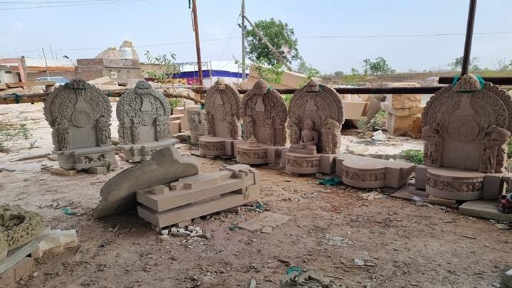 विदिशा जिले के पठारी क्षेत्र में मूर्ति कला विदिशा जिले के पठारी क्षेत्र में मूर्ति कला