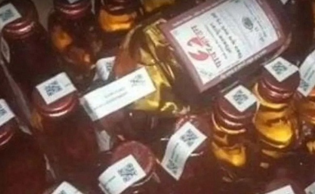 अवैध शराब (प्रतीकात्मक तस्वीर) अवैध शराब (प्रतीकात्मक तस्वीर)