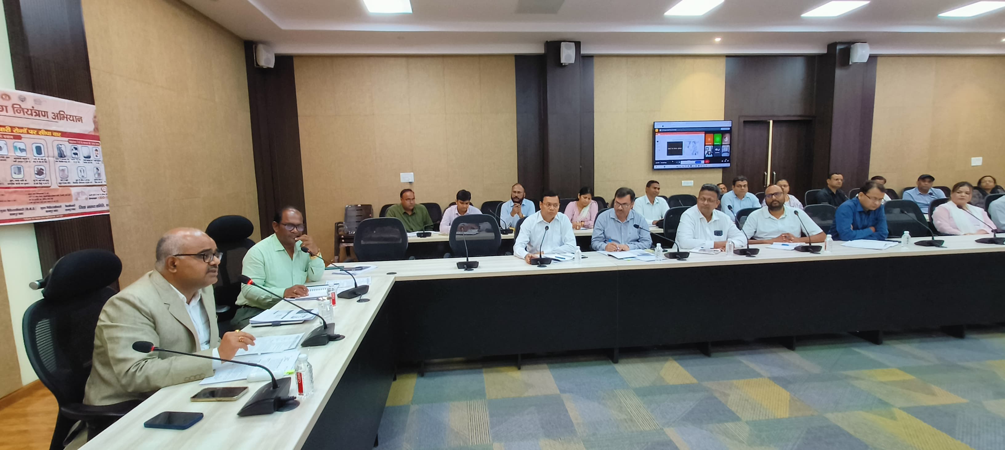 डिस्ट्रिक्ट टास्क फाॅर्स की बैठक जिलाधिकारी की अध्यक्षता में हुई सम्पन्न डिस्ट्रिक्ट टास्क फाॅर्स की बैठक जिलाधिकारी की अध्यक्षता में हुई सम्पन्न
