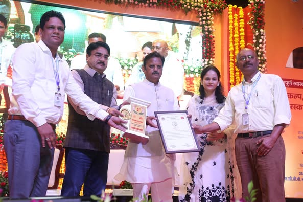 Seoni: Deputy Chief Minister rewarded Seoni district for being first in the state Seoni: Deputy Chief Minister rewarded Seoni district for being first in the state