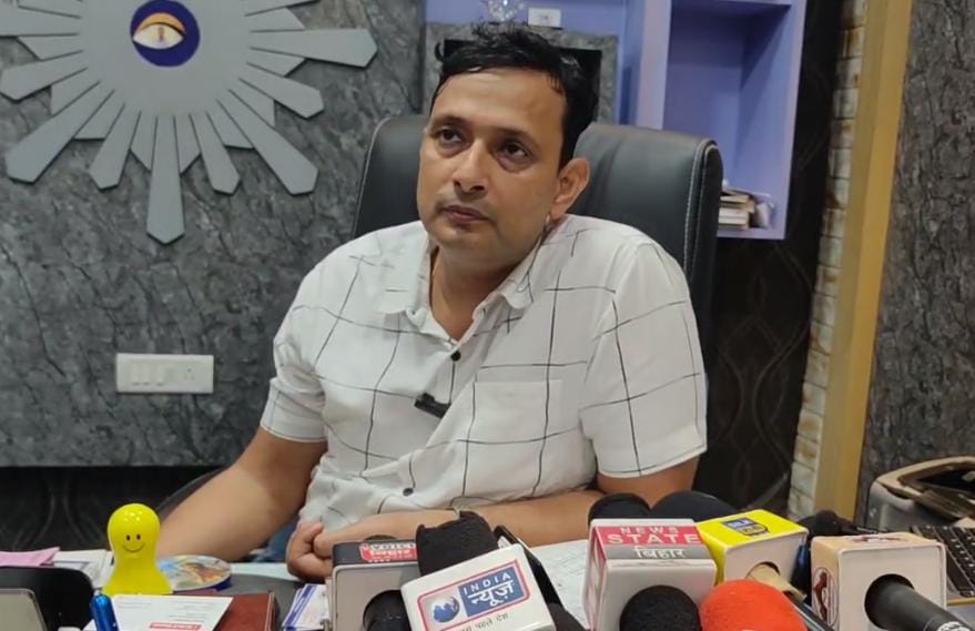 डॉ विकास पांडे डॉ विकास पांडे