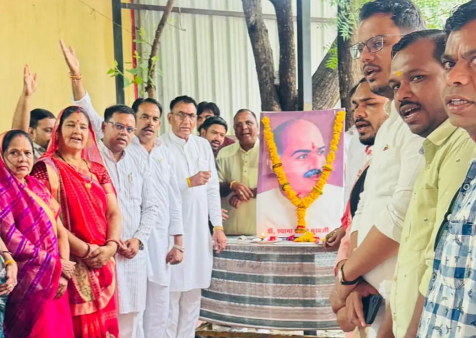 कार्यकर्ता के लिए एक आदर्श है-राज्यमंत्री पंवार कार्यकर्ता के लिए एक आदर्श है-राज्यमंत्री पंवार