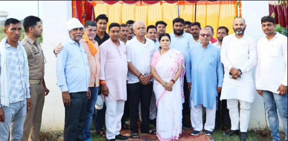 कन्नौज: विधायक ने फीता काटकर किया राम प्रकाश त्रिपाठी उद्यान का उद्घाटन