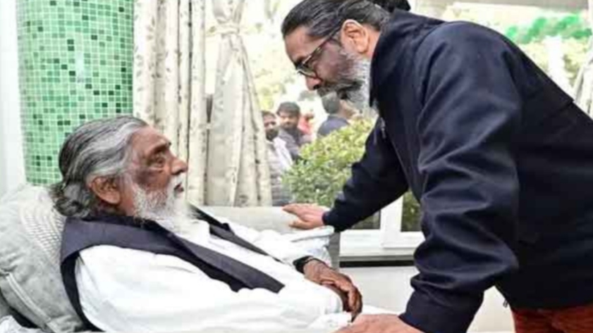 फाइल फोटो हेमंत सोरेन और शिबू सोरेन फाइल फोटो हेमंत सोरेन और शिबू सोरेन