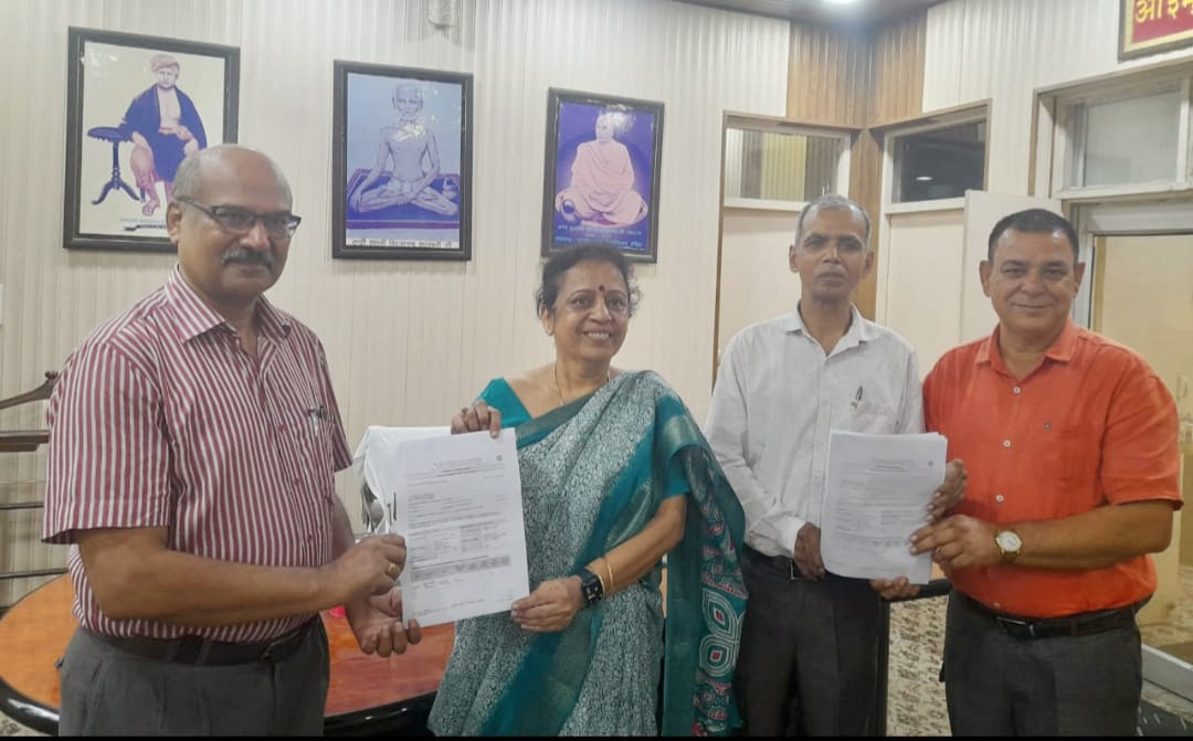 गुरुकुल कांगड़ी में नए पाठ्यक्रम पर खुशी गुरुकुल कांगड़ी में नए पाठ्यक्रम पर खुशी