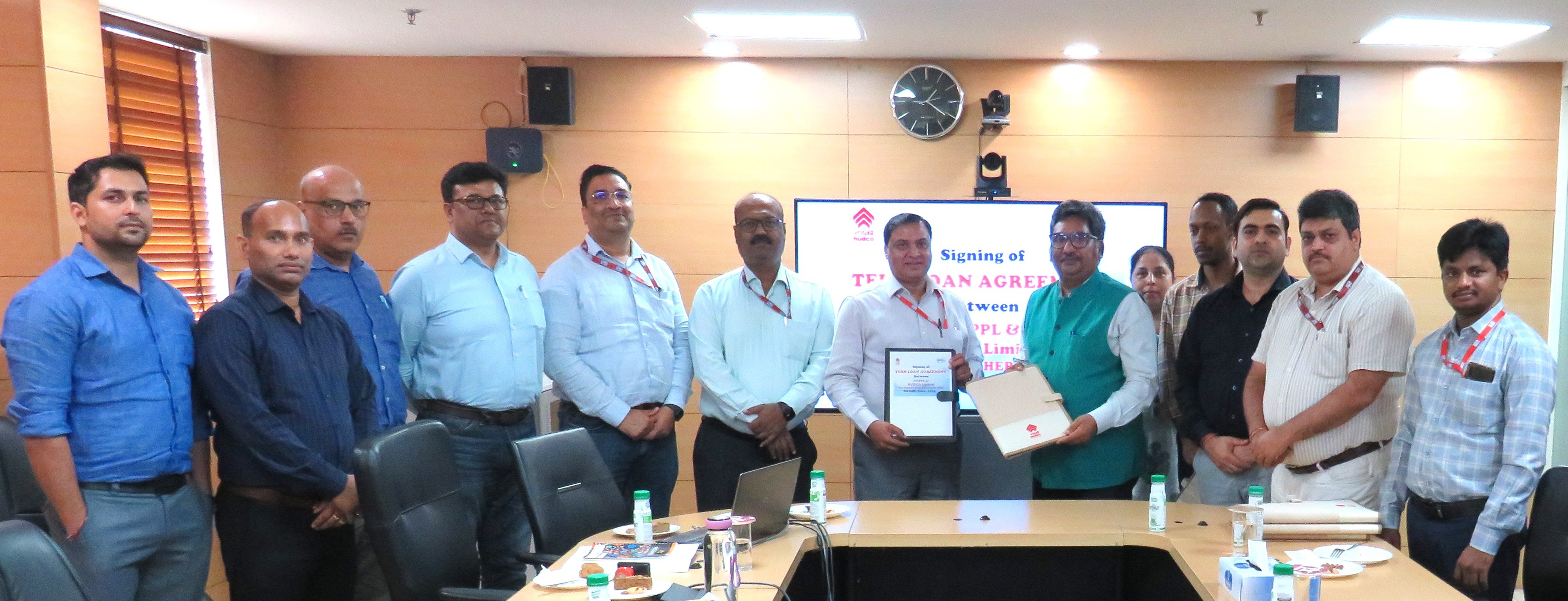 सीवीपीपीएल और हडको के बीच 1073.75 करोड़ रुपये के टर्म लोन समझौते पर हस्ताक्षर, पाकल दुल हाइड्रो प्रोजेक्ट को मिलेगा बल सीवीपीपीएल और हडको के बीच 1073.75 करोड़ रुपये के टर्म लोन समझौते पर हस्ताक्षर, पाकल दुल हाइड्रो प्रोजेक्ट को मिलेगा बल