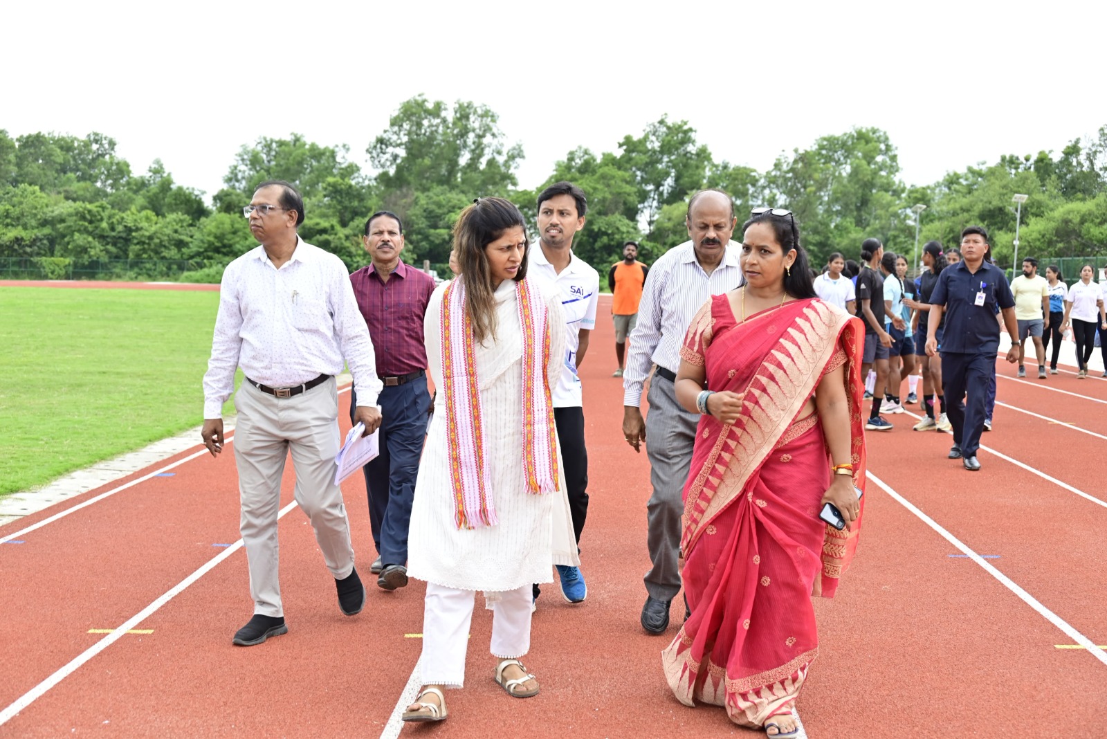 साईं-एसटीसी अगरतला के दौरे पर केंद्रीय राज्य मंत्री रक्षा खडसे साईं-एसटीसी अगरतला के दौरे पर केंद्रीय राज्य मंत्री रक्षा खडसे
