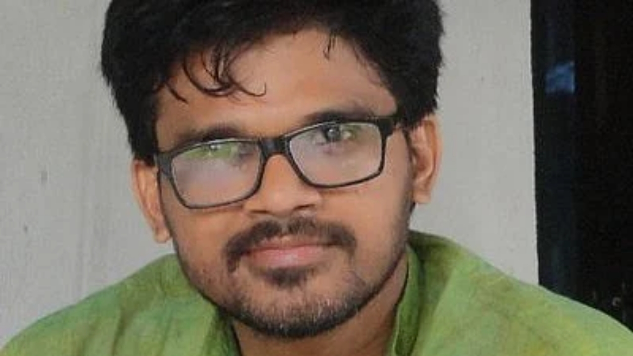 फाल्गुनी दे फाल्गुनी दे