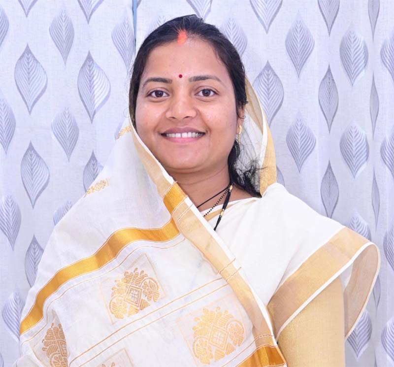 मंत्री लक्ष्मी राजवाड़े मंत्री लक्ष्मी राजवाड़े