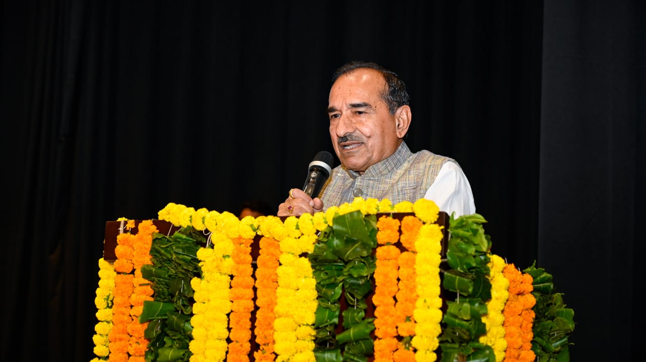 आपातकाल में भारत माता की जय बोलने वालों तक को जेल में बंद किया और आज ये कांग्रेसी नेता संविधान बचाने की दे रहे है दुहाई : मदन राठौड़