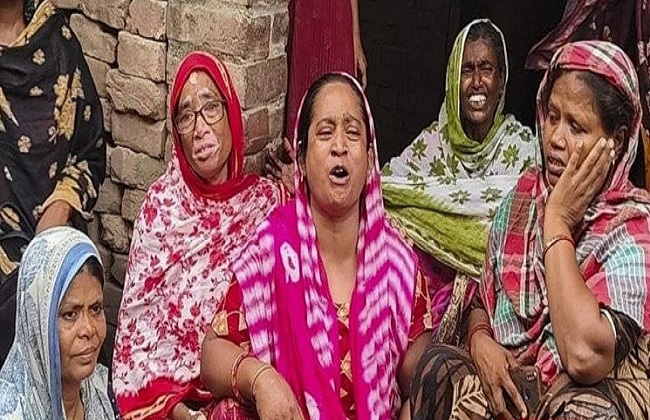 कालीगंज का पीड़ित परिवार कालीगंज का पीड़ित परिवार
