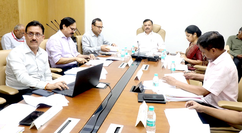 स्कूल शिक्षा मंत्री सिंह की अध्यक्षता में हुई गवर्निंग बॉडी की बैठक स्कूल शिक्षा मंत्री सिंह की अध्यक्षता में हुई गवर्निंग बॉडी की बैठक