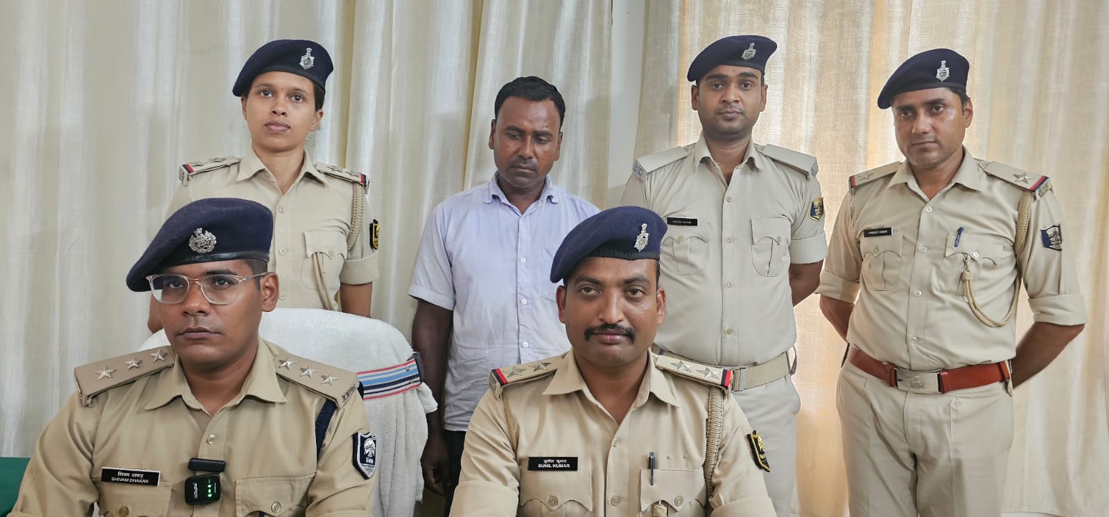 पुत्री की हत्या करने वाला पिता पुलिस गिरफ्त में पुत्री की हत्या करने वाला पिता पुलिस गिरफ्त में