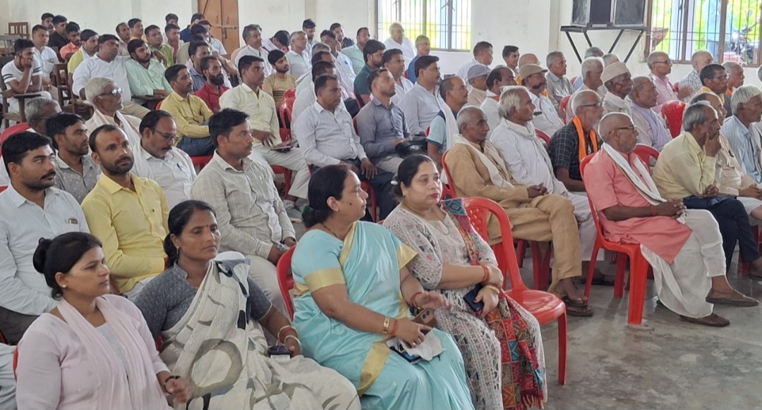 कन्नौज: भाजपा ने आपात काल की बरसी पर किया काला दिवस का आयोजन कन्नौज: भाजपा ने आपात काल की बरसी पर किया काला दिवस का आयोजन