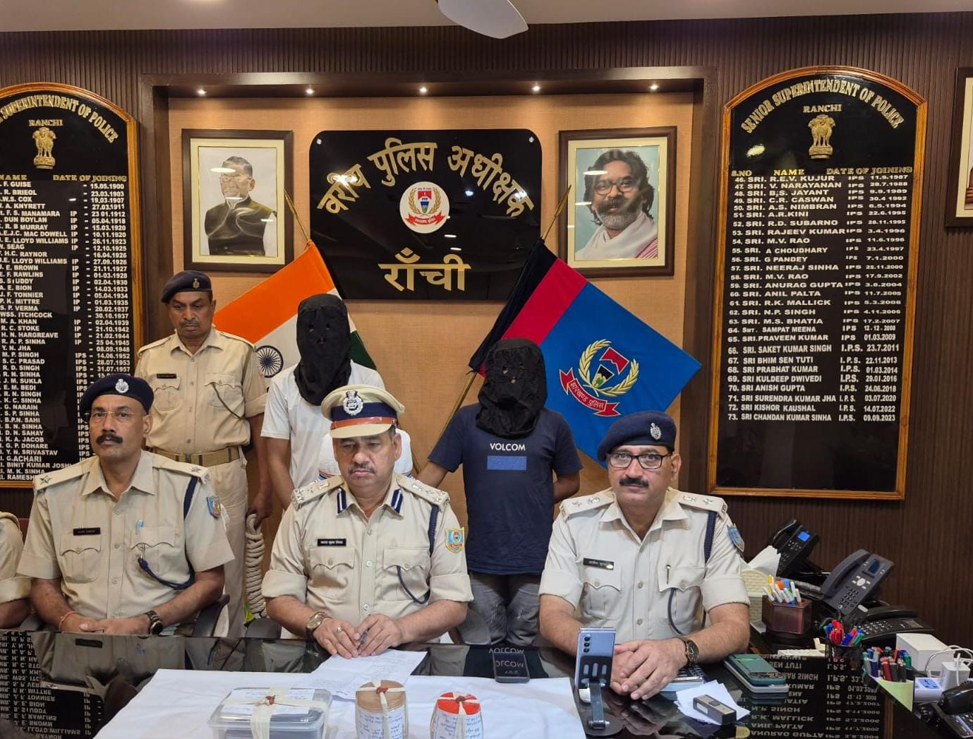 एसएसपी प्रेस कांफ्रेंस की तस्वीर एसएसपी प्रेस कांफ्रेंस की तस्वीर