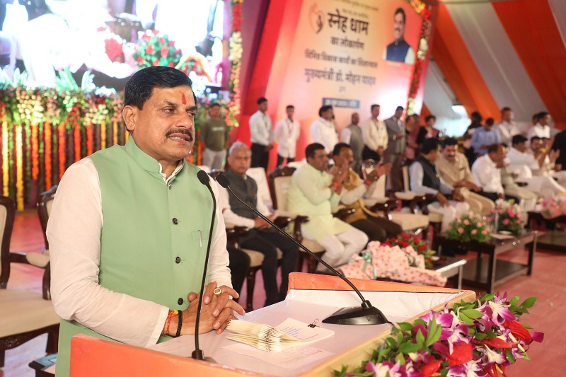 इंदौर में सर्वसुविधायुक्त स्नेहधाम का लोकार्पण कार्यक्रम इंदौर में सर्वसुविधायुक्त स्नेहधाम का लोकार्पण कार्यक्रम