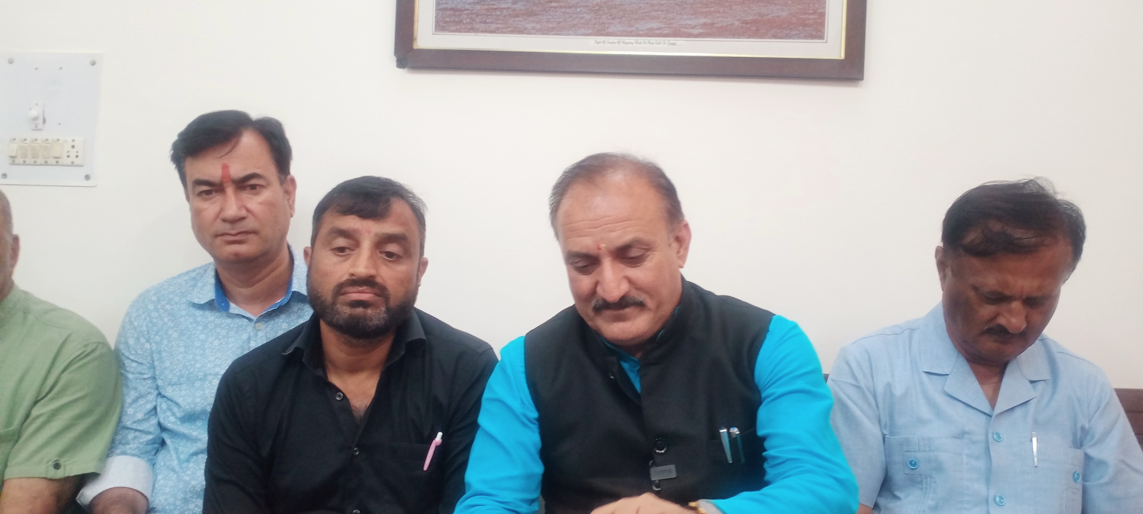 नाहन में आपातकाल के 50 वे वर्ष पर हुआ प्रेस कांफ्रेंस का आयोजन। नाहन में आपातकाल के 50 वे वर्ष पर हुआ प्रेस कांफ्रेंस का आयोजन।