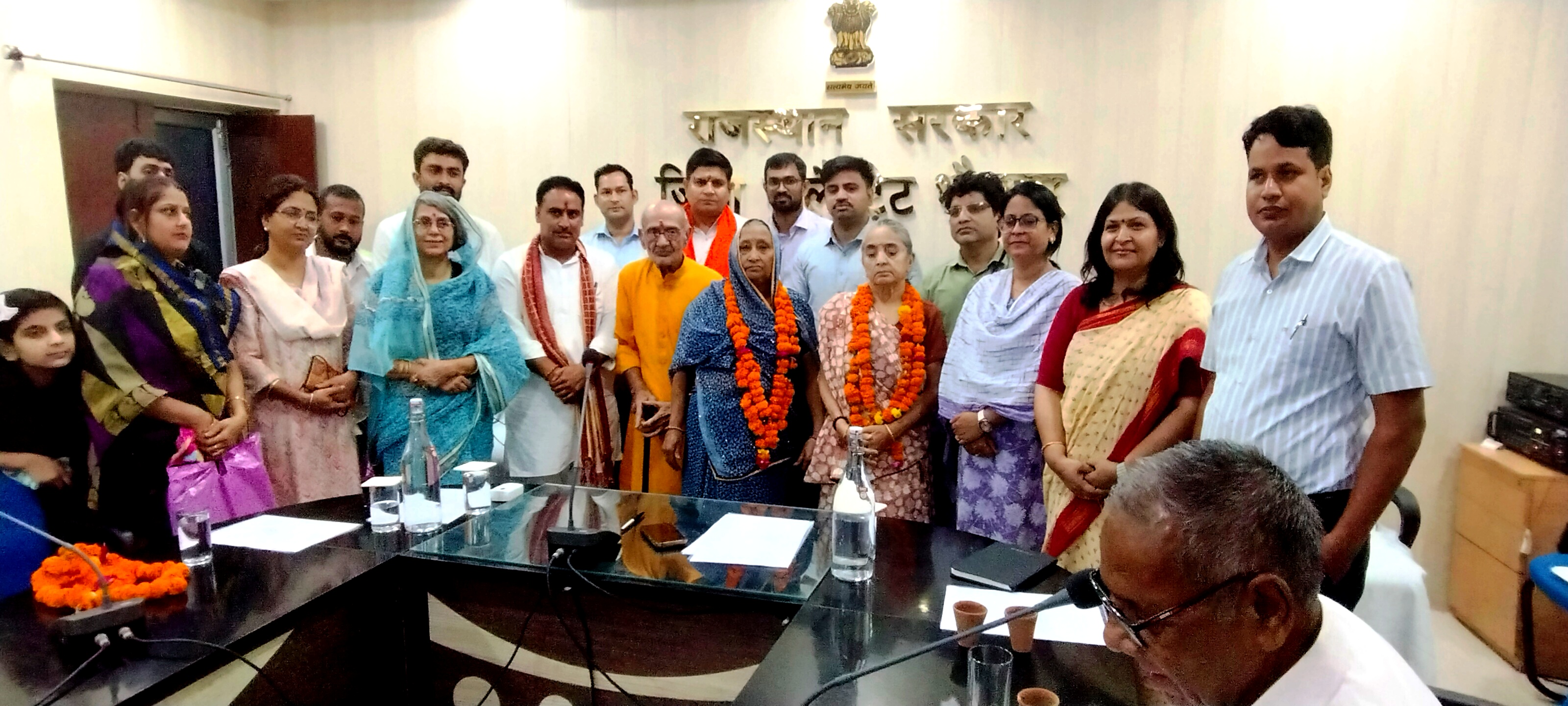 लाेकतंत्र सेनानियाें के जीवन से प्रेरणा लें युवा : नीरजा लाेकतंत्र सेनानियाें के जीवन से प्रेरणा लें युवा : नीरजा