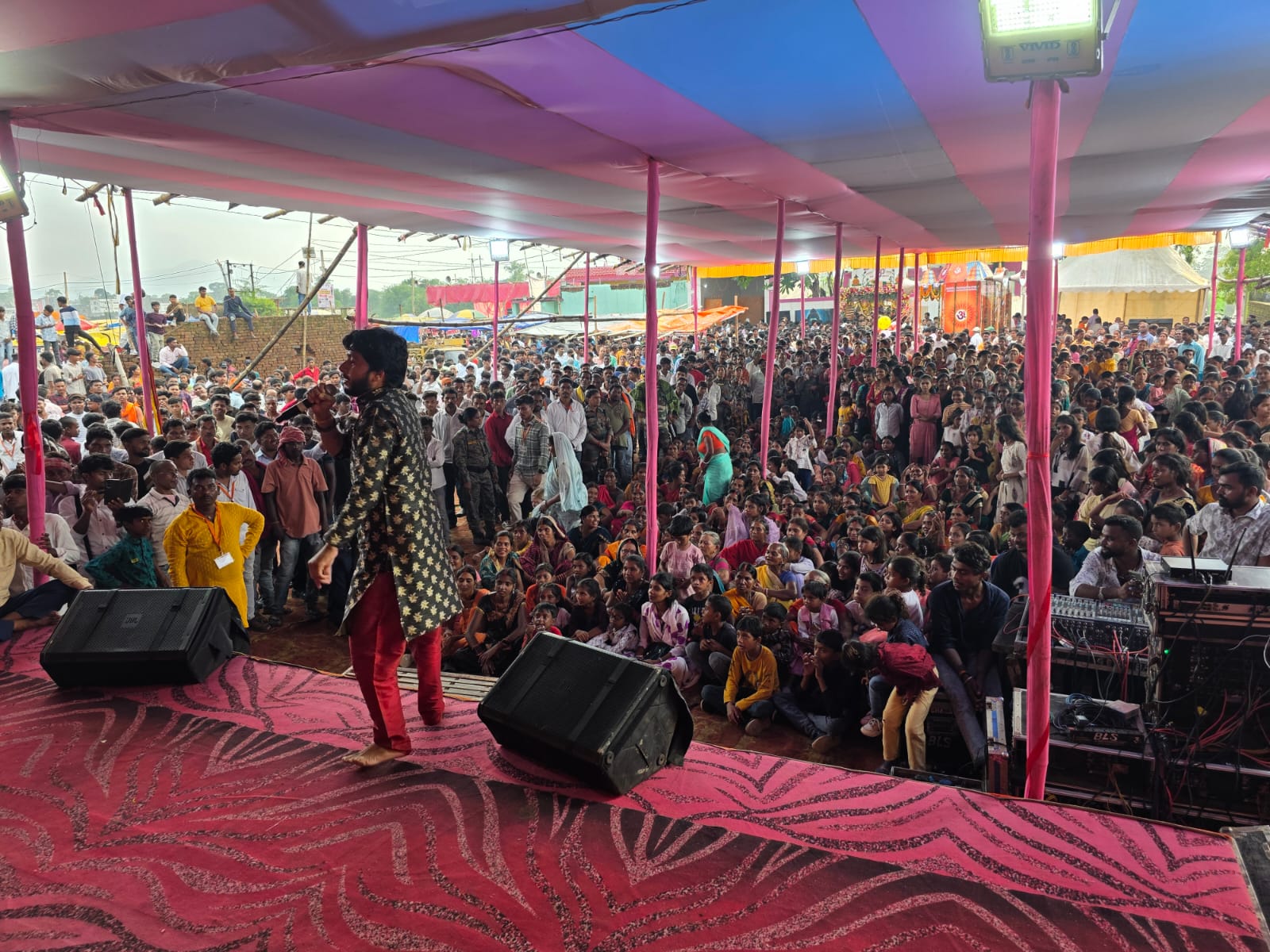 मेले में आयोजित हुआ सांस्कृतिक कार्यक्रम