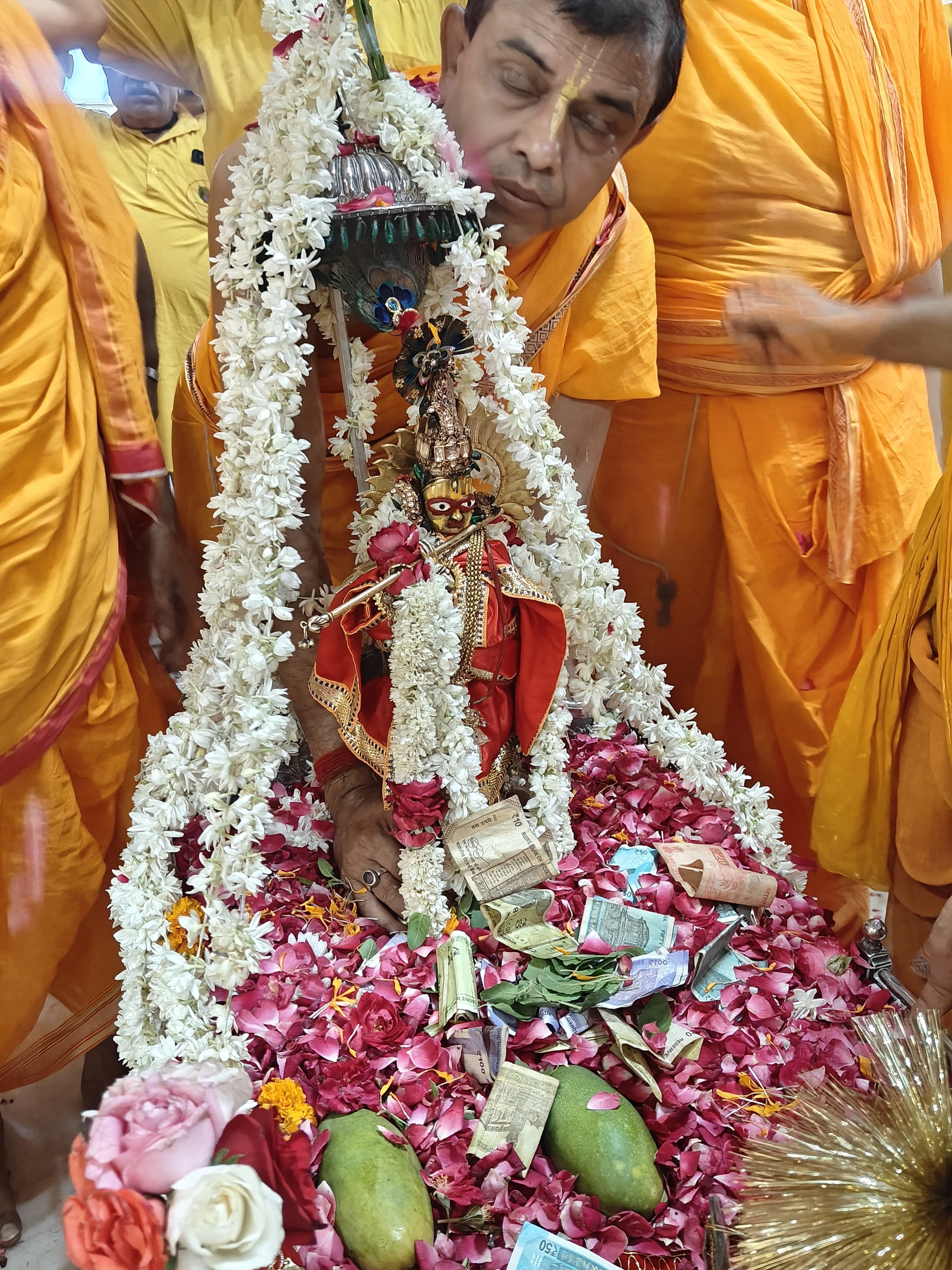 रथयात्रा महोत्सव: गोविंद देवजी मंदिर में चांदी के रथ पर विराजे गौर गोविंद श्री रथयात्रा महोत्सव: गोविंद देवजी मंदिर में चांदी के रथ पर विराजे गौर गोविंद श्री