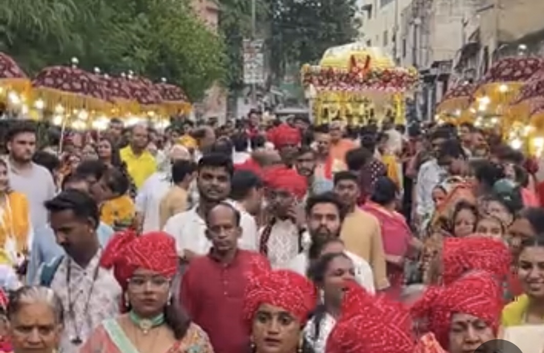 अजमेर में भगवान जगन्नाथ की रथ यात्रा निकाली गई, ख्वाजा के दर पर मोहर्रम की शुरुआत अजमेर में भगवान जगन्नाथ की रथ यात्रा निकाली गई, ख्वाजा के दर पर मोहर्रम की शुरुआत