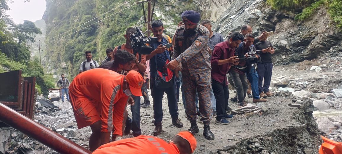 रेस्क्यू ऑपरेशन रेस्क्यू ऑपरेशन