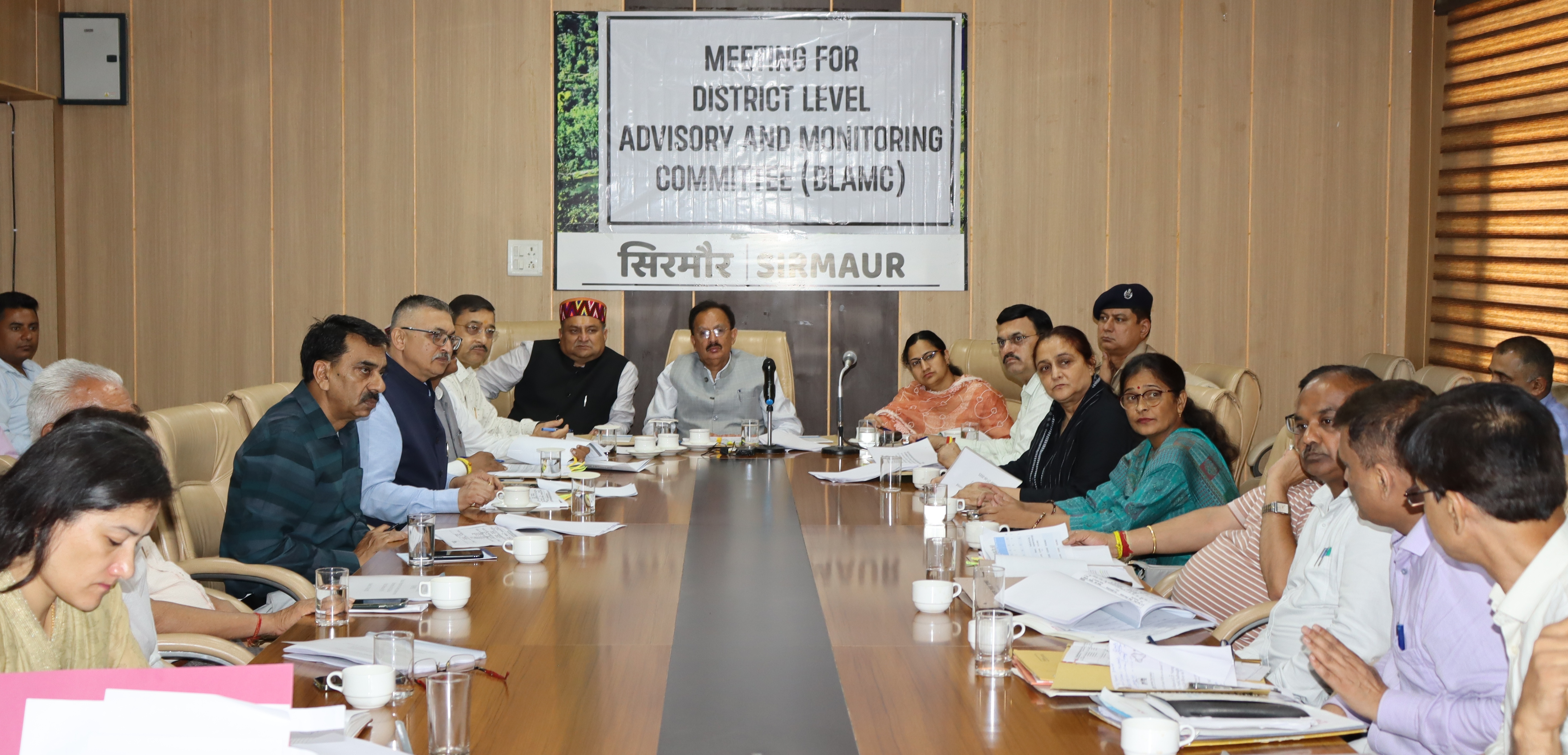 हर्षवर्धन चौहान ने की जिला स्तरीय सलाहकार एवं निगरानी समिति बैठक की अध्यक्षता हर्षवर्धन चौहान ने की जिला स्तरीय सलाहकार एवं निगरानी समिति बैठक की अध्यक्षता