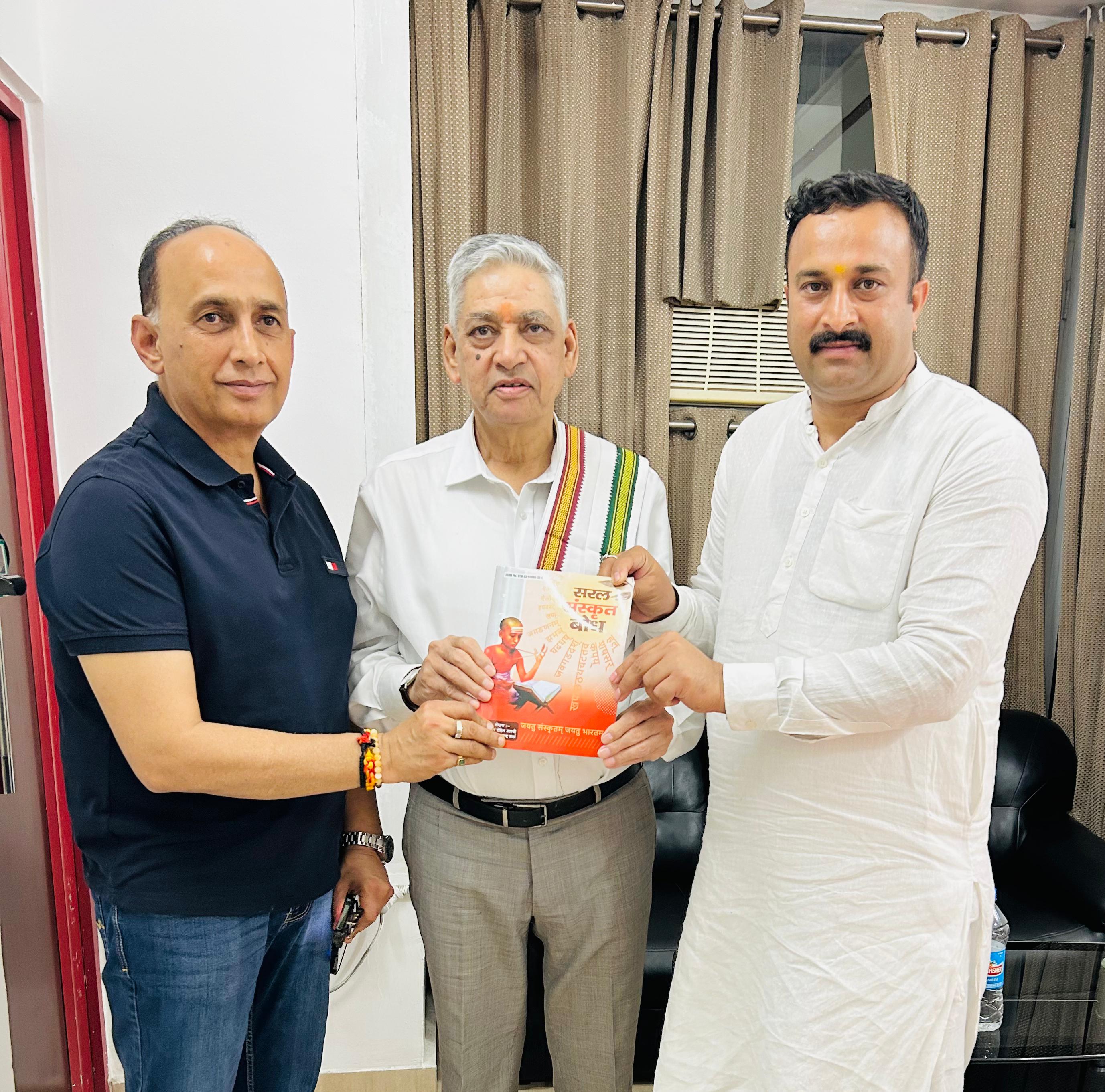 पद्म भूषण डॉ. के. के. तलवार से की शिष्टाचार भेंट पद्म भूषण डॉ. के. के. तलवार से की शिष्टाचार भेंट