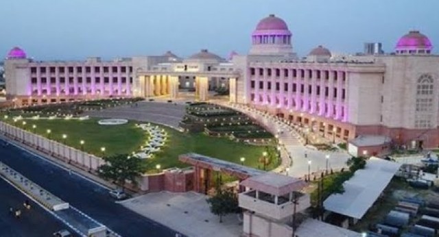 इलाहाबाद हाईकोर्ट की लखनऊ पीठ (फाइल फोटो) इलाहाबाद हाईकोर्ट की लखनऊ पीठ (फाइल फोटो)