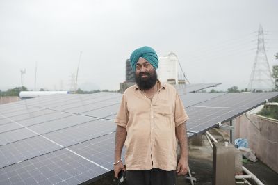कोरबा : पीएम सूर्यघर से छत पर जगमगाई रोशनी, दिल में लौटी उम्मीद कोरबा : पीएम सूर्यघर से छत पर जगमगाई रोशनी, दिल में लौटी उम्मीद