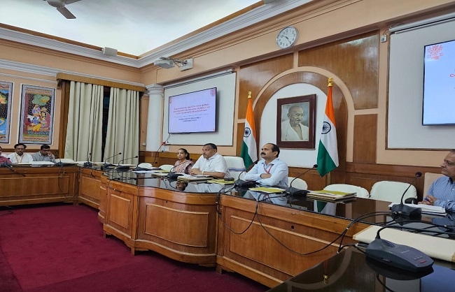 नोडल पदाधिकारियों के लिए एक दिवसीय उन्मुखीकरण कार्यशाला के मौेके पर मुख्य सचिव मीणा नोडल पदाधिकारियों के लिए एक दिवसीय उन्मुखीकरण कार्यशाला के मौेके पर मुख्य सचिव मीणा