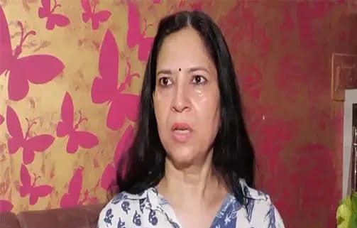 वर्षा मिश्रा ने फांसी की मांग की वर्षा मिश्रा ने फांसी की मांग की