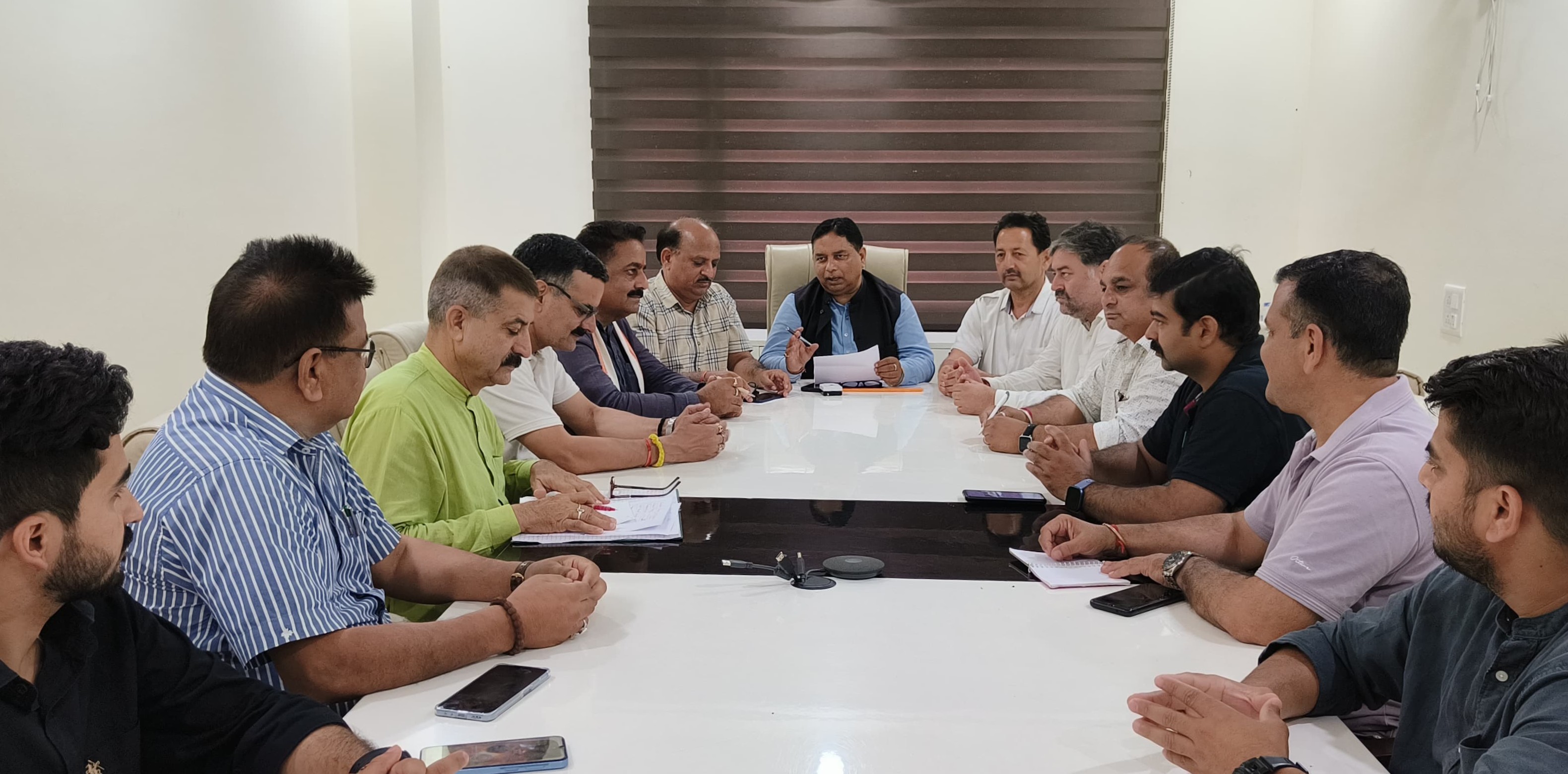 सत शर्मा ने भाजपा के आउटरीच अभियान में जमीनी स्तर पर विस्तार, सामाजिक समावेश और रचनात्मक सक्रियता का आग्रह सत शर्मा ने भाजपा के आउटरीच अभियान में जमीनी स्तर पर विस्तार, सामाजिक समावेश और रचनात्मक सक्रियता का आग्रह