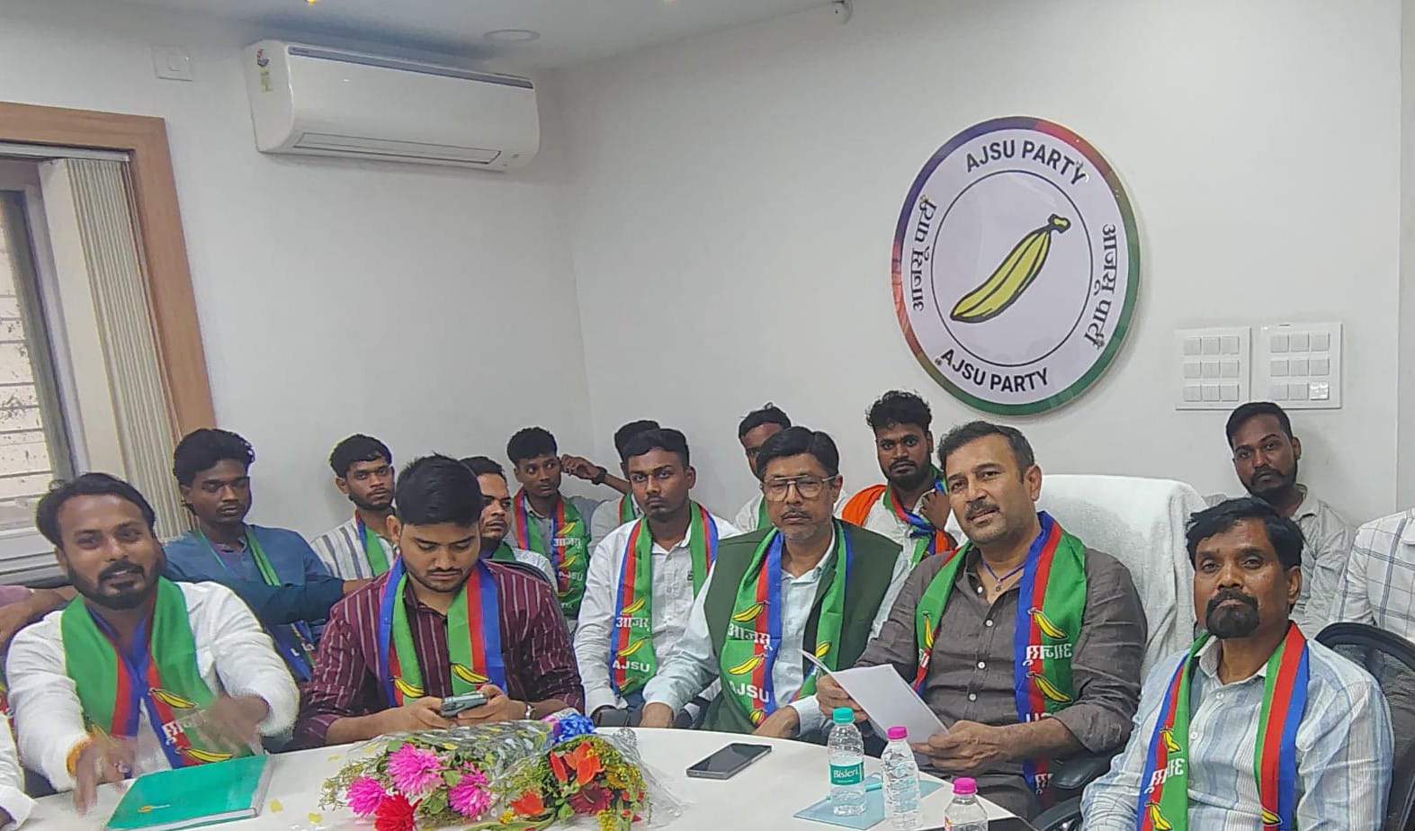 आजसू पार्टी की फाइल फोटो आजसू पार्टी की फाइल फोटो